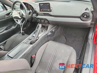 Zdjęcie 8 z 12 samochodu: 2020 MAZDA MX-5 MIATA SPORT VIN:JM1NDAB78L0414335 - miniatura