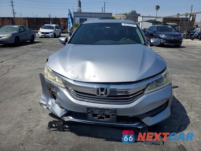 Piąte zdjęcie samochodu w środku: 2016 HONDA ACCORD LX VIN:1HGCR2F3XGA046909 - miniatura