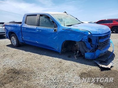 Czwarte zdjęcie samochodu z boku: 2025 CHEVROLET SILVERADO K1500 RST VIN:1GCPKEEK3SZ237872 - miniatura