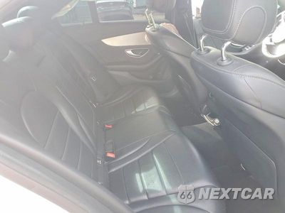 Zdjęcie 10 z 12 samochodu: 2015 MERCEDES-BENZ C 300 4MATIC VIN:55SWF4KBXFU087462 - miniatura