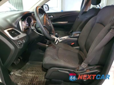 Zdjęcie 7 z 13 samochodu: 2018 DODGE JOURNEY SE VIN:3C4PDCAB3JT534165 - miniatura