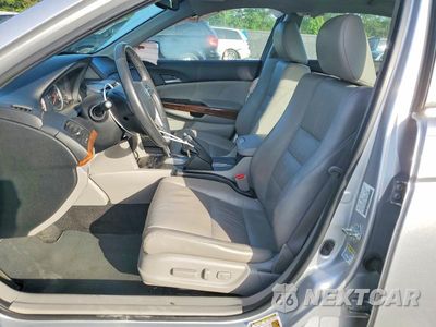 Zdjęcie 7 z 12 samochodu: 2011 HONDA ACCORD EXL VIN:1HGCP2F82BA109365 - miniatura