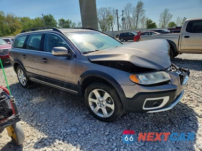 Czwarte zdjęcie samochodu z boku: 2011 VOLVO XC70 3.2 VIN:YV4952BZ8B1099452 - miniatura