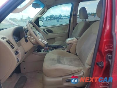 Zdjęcie 7 z 13 samochodu: 2006 FORD ESCAPE XLT VIN:1FMYU03126KA31111 - miniatura