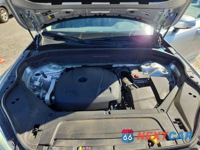 Zdjęcie 12 z 14 samochodu: 2021 VOLVO XC90 T5 MOMENTUM VIN:YV4102PK6M1709262 - miniatura