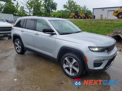 Czwarte zdjęcie samochodu z boku: 2022 JEEP GRAND CHEROKEE LIMITED 4XE VIN:1C4RJYB67N8747768 - miniatura