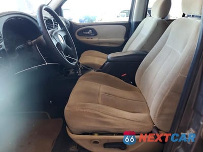 Zdjęcie 7 z 13 samochodu: 2005 CHEVROLET TRAILBLAZER LS VIN:1GNDT13S752205233 - miniatura