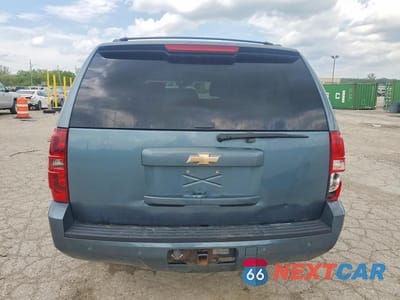 Zdjęcie 6 z 14 samochodu: 2008 CHEVROLET SUBURBAN K1500 LS VIN:3GNFK16388G199261 - miniatura