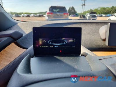 Zdjęcie 9 z 12 samochodu: 2016 BMW I3 REX VIN:WBY1Z4C52GV506076 - miniatura
