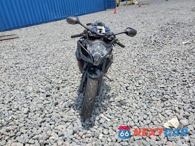 Drugie zdjęcie samochodu z przodu: 2006 SUZUKI GSX-R750 K6 VIN:JS1GR7KA562105756 - miniatura
