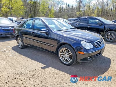Czwarte zdjęcie samochodu z boku: 2007 MERCEDES-BENZ C 280 VIN:WDBRF54HX7F926768 - miniatura