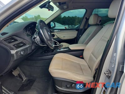 Zdjęcie 7 z 13 samochodu: 2011 BMW X5 XDRIVE35I VIN:5UXZV4C51BL416338 - miniatura