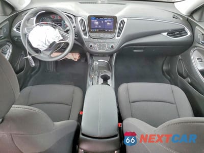 Zdjęcie 8 z 12 samochodu: 2019 CHEVROLET MALIBU LT VIN:1G1ZD5ST9KF145031 - miniatura