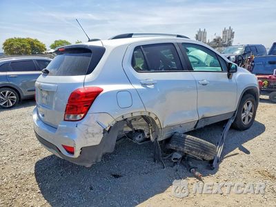 Trzecie zdjęcie samochodu z tyłu: 2021 CHEVROLET TRAX 1LT VIN:KL7CJLSM1MB374667 - miniatura