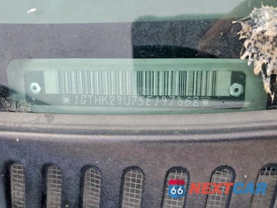Zdjęcie 12 z 12 samochodu: 2005 GMC SIERRA K2500 HEAVY DUTY VIN:1GTHK29U75E197368 - miniatura