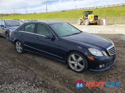 Czwarte zdjęcie samochodu z boku: 2010 MERCEDES-BENZ E 350 4MATIC VIN:WDDHF8HB9AA087016 - miniatura