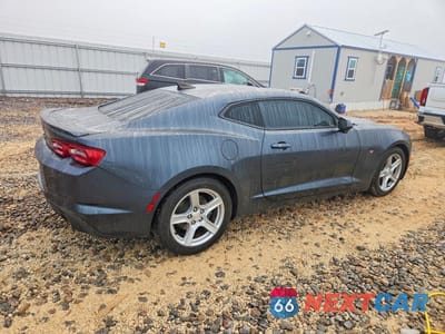 Trzecie zdjęcie samochodu z tyłu: 2022 CHEVROLET CAMARO LS VIN:1G1FB1RX0N0114901 - miniatura