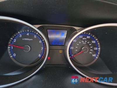 Zdjęcie 9 z 12 samochodu: 2013 HYUNDAI TUCSON LIMITED VIN:KM8JU3AC3DU782694 - miniatura