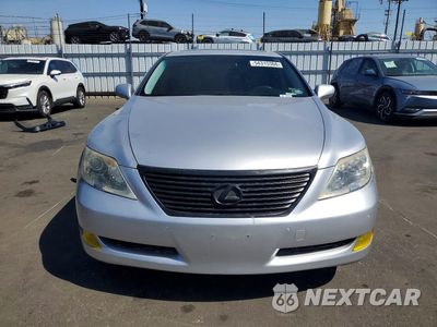 Piąte zdjęcie samochodu w środku: 2009 LEXUS LS 460 VIN:JTHBL46F795089941 - miniatura