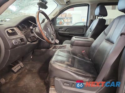 Zdjęcie 7 z 13 samochodu: 2008 GMC YUKON XL DENALI VIN:1GKFK66858J228798 - miniatura