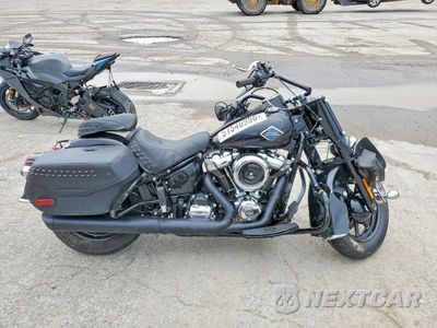 2025 HARLEY-DAVIDSON FLHC 1HD1YA913SB013376 - główne zdjęcie licytacji z USA - miniatura