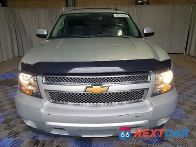 Piąte zdjęcie samochodu w środku: 2013 CHEVROLET TAHOE K1500 LT VIN:1GNSKBE09DR240549 - miniatura