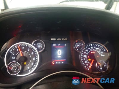 Zdjęcie 9 z 13 samochodu: 2024 RAM 2500 BIG HORN VIN:3C6UR5DJ1RG365147 - miniatura