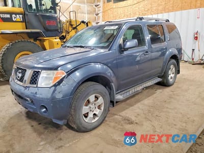 2005 NISSAN PATHFINDER XE 5N1AR18W15C705125 - główne zdjęcie licytacji z USA - miniatura