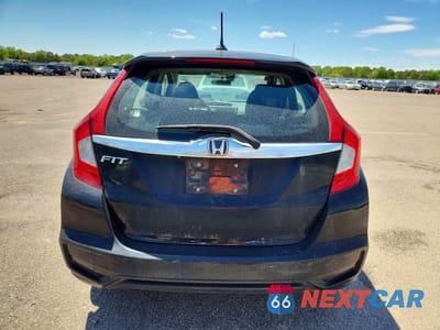 Zdjęcie 6 z 12 samochodu: 2018 HONDA FIT EX VIN:3HGGK5H80JM710032 - miniatura