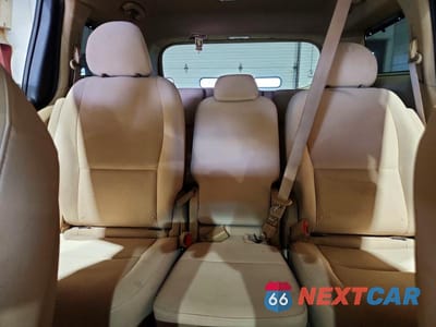 Zdjęcie 10 z 13 samochodu: 2016 KIA SEDONA LX VIN:KNDMB5C13G6098414 - miniatura