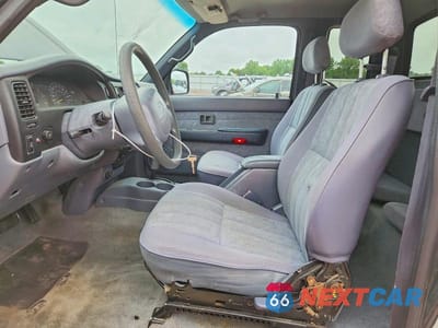 Zdjęcie 7 z 12 samochodu: 2000 TOYOTA TACOMA XTRACAB PRERUNNER VIN:4TASN92N0YZ644883 - miniatura