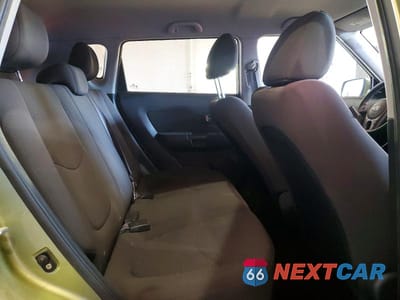 Zdjęcie 10 z 12 samochodu: 2012 KIA SOUL BASE VIN:KNDJT2A56C7439815 - miniatura