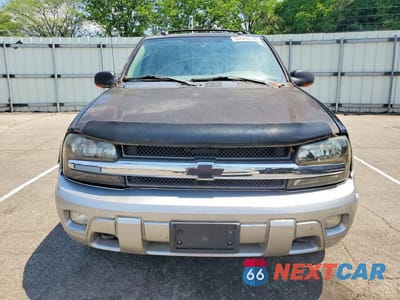 Piąte zdjęcie samochodu w środku: 2005 CHEVROLET TRAILBLAZER LS VIN:1GNDT13S552272199 - miniatura
