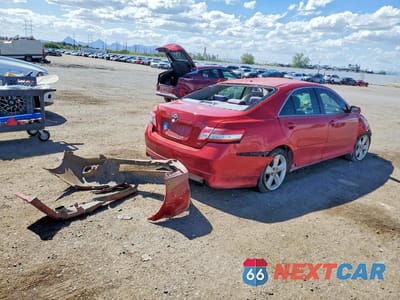 Trzecie zdjęcie samochodu z tyłu: 2011 TOYOTA CAMRY SE VIN:4T1BF3EK9BU145645 - miniatura