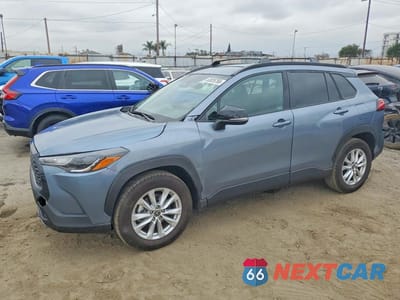2025 TOYOTA COROLLA CROSS LE 7MUCAAAG8SV138225 - główne zdjęcie licytacji z USA - miniatura