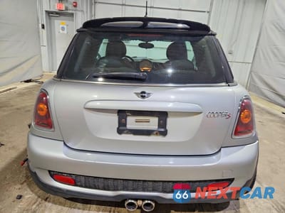 Zdjęcie 6 z 12 samochodu: 2008 MINI COOPER S VIN:WMWMF73588TT87260 - miniatura