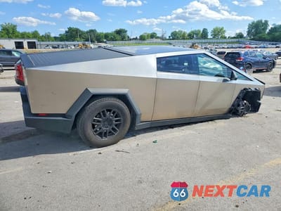 Trzecie zdjęcie samochodu z tyłu: 2025 TESLA CYBERTRUCK VIN:7G2CEHED6SA063076 - miniatura