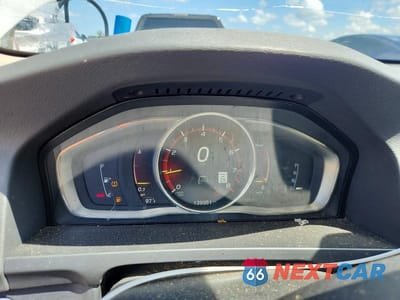 Zdjęcie 9 z 12 samochodu: 2017 VOLVO S60 PREMIER VIN:LYV402HK3HB154767 - miniatura