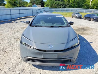 Piąte zdjęcie samochodu w środku: 2023 TOYOTA PRIUS LE VIN:JTDACAAU0P3002956 - miniatura