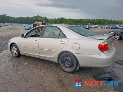 Drugie zdjęcie samochodu z przodu: 2005 TOYOTA CAMRY LE VIN:4T1BE32KX5U424906 - miniatura