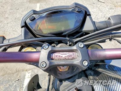 Zdjęcie 7 z 9 samochodu: 2016 SUZUKI GSX-S1000 VIN:JS1GT79A8G2100446 - miniatura