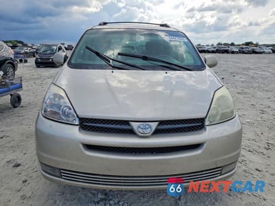 Piąte zdjęcie samochodu w środku: 2004 TOYOTA SIENNA XLE 7 PASSENGER VIN:5TDZA22C04S042081 - miniatura