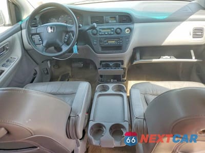 Zdjęcie 8 z 13 samochodu: 2004 HONDA ODYSSEY EXL VIN:5FNRL18994B002618 - miniatura