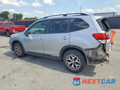 Drugie zdjęcie samochodu z przodu: 2019 SUBARU FORESTER PREMIUM VIN:JF2SKAEC7KH474626 - miniatura