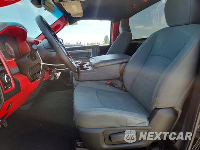Zdjęcie 7 z 12 samochodu: 2014 RAM 1500 ST VIN:3C6JR6ATXEG148608 - miniatura