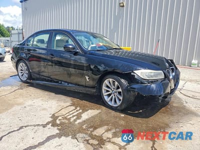 Czwarte zdjęcie samochodu z boku: 2011 BMW 328 I VIN:WBAPH7G57BNN02153 - miniatura