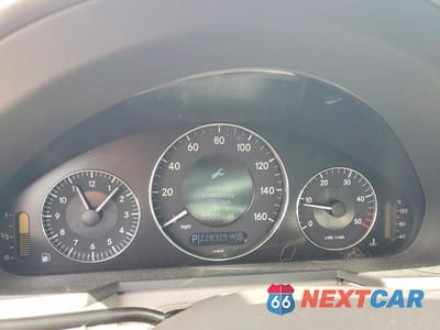 Zdjęcie 9 z 12 samochodu: 2005 MERCEDES-BENZ E 320 CDI VIN:WDBUF26J95A687474 - miniatura