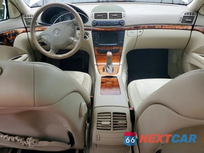 Zdjęcie 8 z 12 samochodu: 2005 MERCEDES-BENZ E 320 VIN:WDBUF65J95A678489 - miniatura