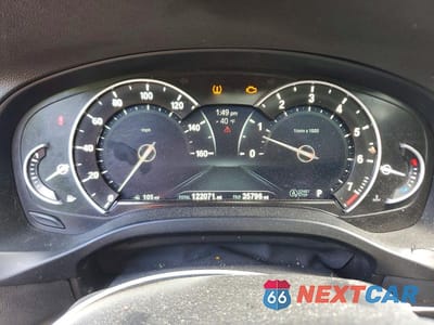 Zdjęcie 9 z 14 samochodu: 2019 BMW X3 SDRIVE30I VIN:5UXTR7C51KLR44103 - miniatura