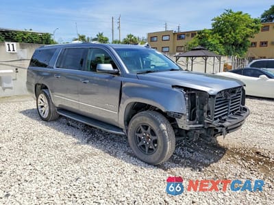 Czwarte zdjęcie samochodu z boku: 2020 GMC YUKON XL DENALI VIN:1GKS1HKJ7LR124412 - miniatura